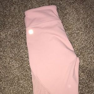 SUPER CUTE CROPPED FABLETICS LEGGINGS